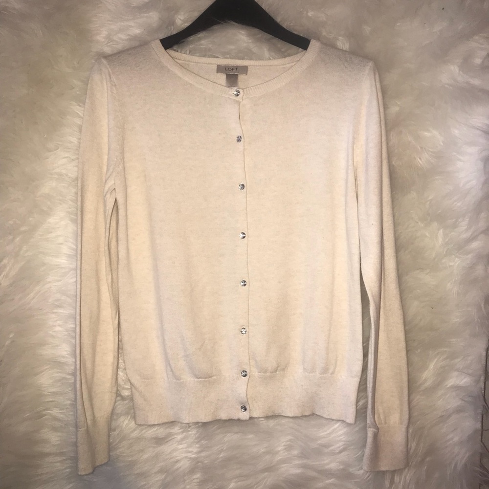 Cream Loft Cardigan with Diamond buttons